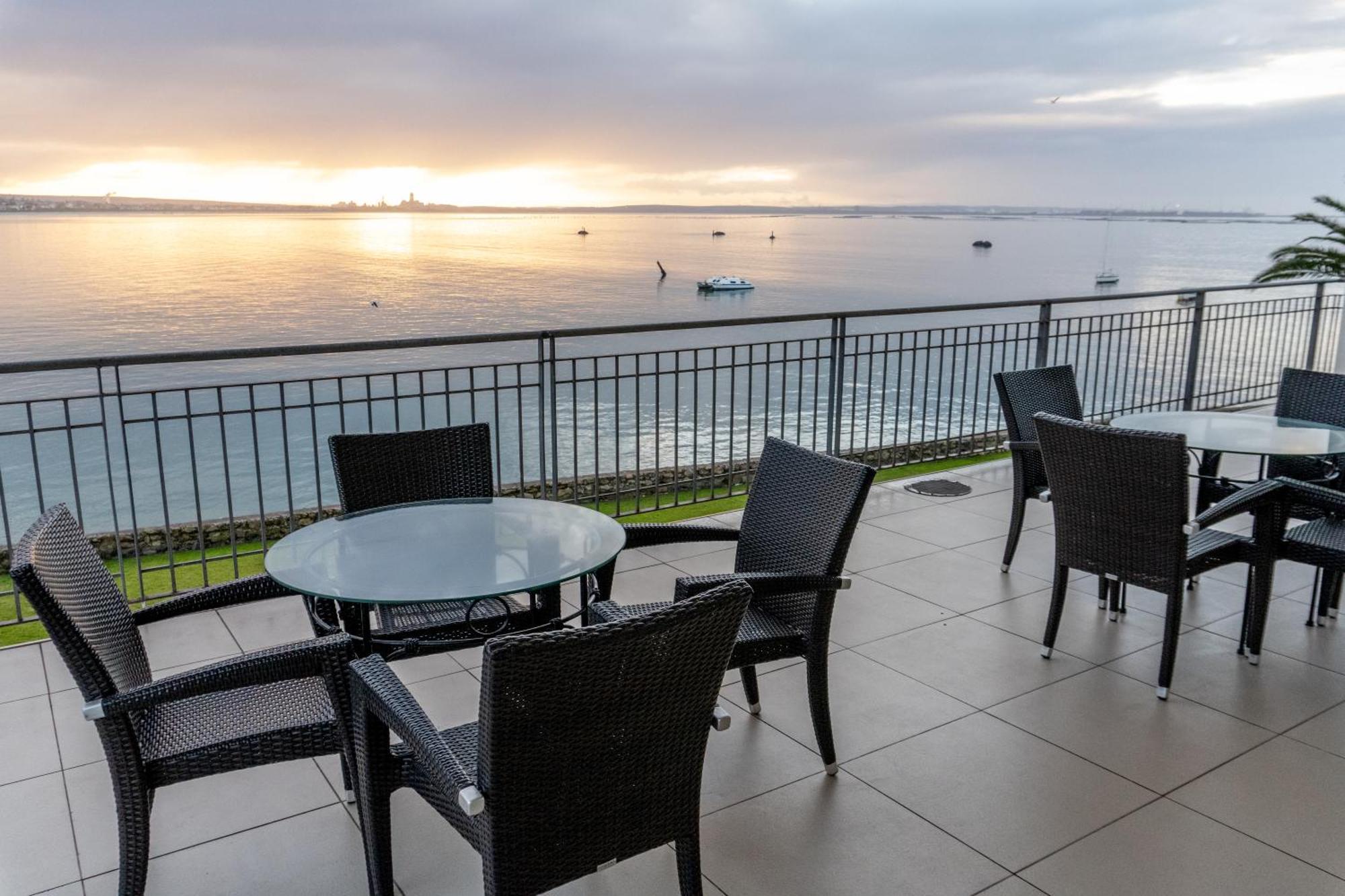 Saldanha Bay Hotel Екстериор снимка